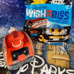 Disney Wishables Star Tours Attraction Series Mystery Plush - Starspeeder 1000